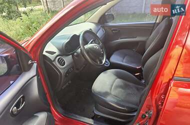 Хэтчбек Hyundai i10 2013 в 