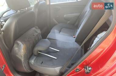 Хэтчбек Hyundai i10 2013 в 