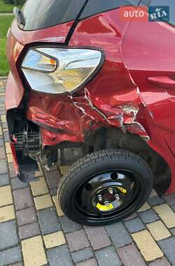 Хэтчбек Hyundai i10 2023 в 