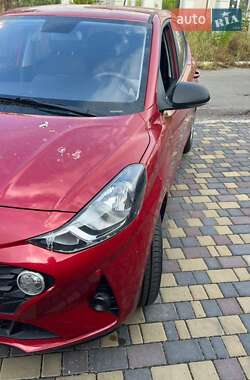 Хэтчбек Hyundai i10 2023 в 