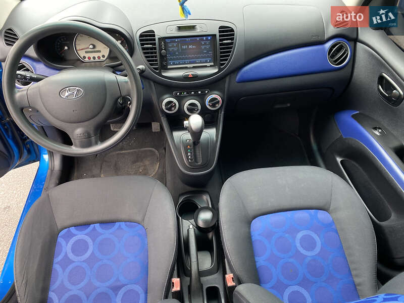 Хэтчбек Hyundai i10 2008 в Киеве