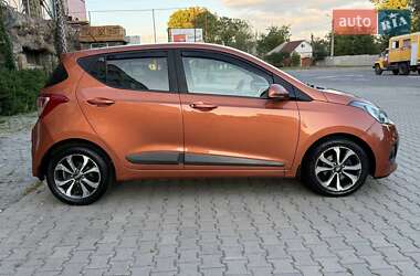 Хэтчбек Hyundai i10 2014 в 