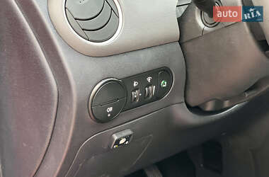 Хэтчбек Hyundai i10 2010 в 