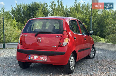 Хэтчбек Hyundai i10 2009 в 