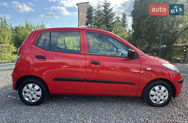 Хэтчбек Hyundai i10 2009 в 