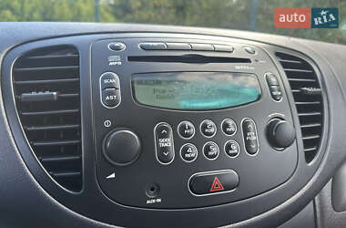 Хэтчбек Hyundai i10 2009 в 