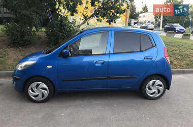 Хэтчбек Hyundai i10 2008 в 