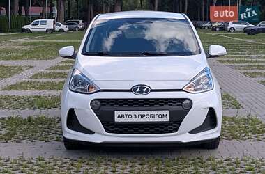Хэтчбек Hyundai i10 2018 в 