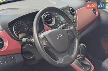 Хэтчбек Hyundai i10 2018 в 