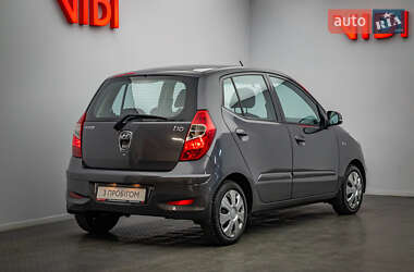 Хэтчбек Hyundai i10 2012 в 