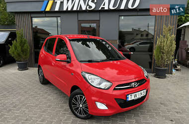 Хэтчбек Hyundai i10 2013 в 