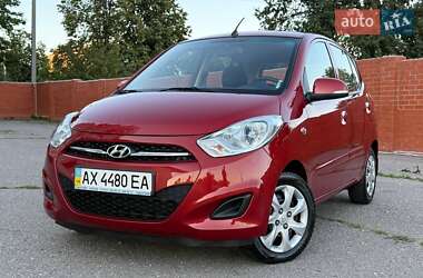 Hyundai i10 2013 Hyundai i10 2013