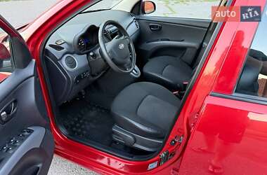 Хэтчбек Hyundai i10 2013 в 