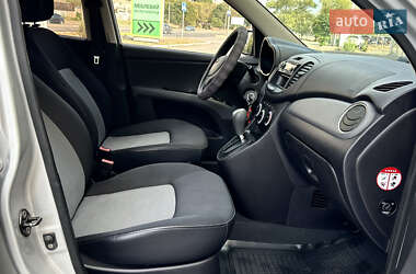 Хэтчбек Hyundai i10 2008 в 