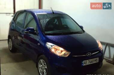 Хэтчбек Hyundai i10 2011 в 