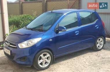 Хэтчбек Hyundai i10 2011 в 