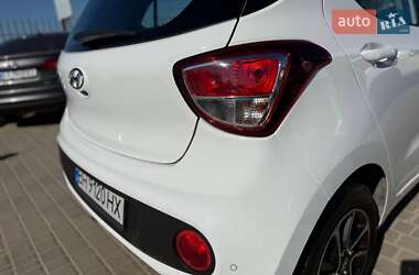 Хетчбек Hyundai i10 2017 в 