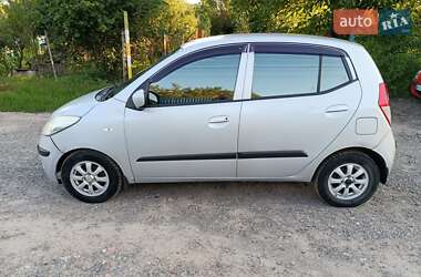 Хэтчбек Hyundai i10 2008 в 