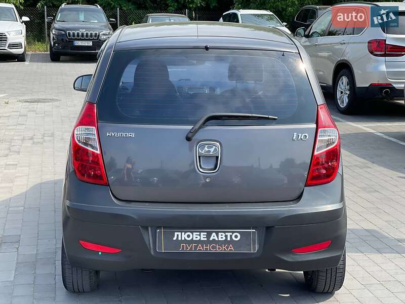 Хэтчбек Hyundai i10 2012 в Львове