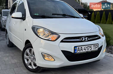 Хэтчбек Hyundai i10 2011 в 