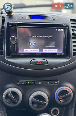 Хэтчбек Hyundai i10 2011 в 