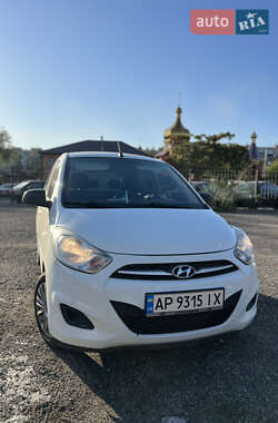 Хэтчбек Hyundai i10 2011 в 