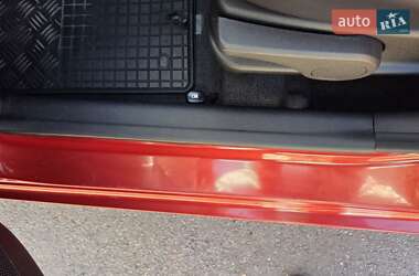 Хэтчбек Hyundai i10 2013 в 