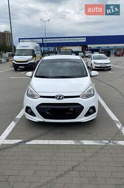 Хэтчбек Hyundai i10 2015 в 