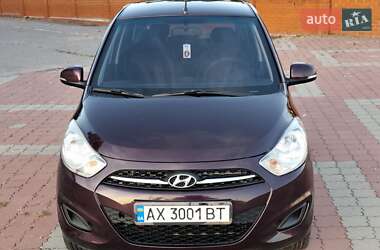 Хэтчбек Hyundai i10 2012 в 