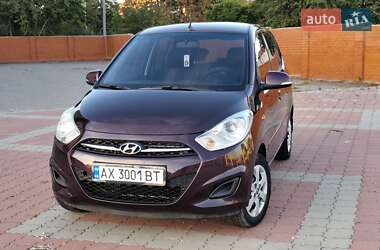 Хэтчбек Hyundai i10 2012 в 