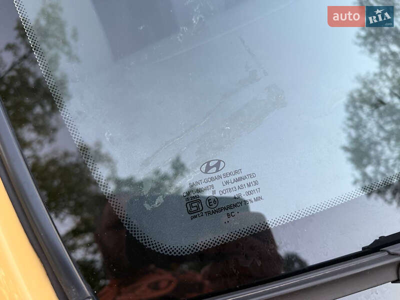 Хэтчбек Hyundai i10 2009 в Харькове