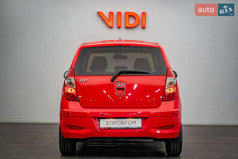 Хэтчбек Hyundai i10 2013 в Киеве
