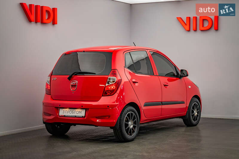Хэтчбек Hyundai i10 2013 в Киеве