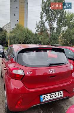 Хэтчбек Hyundai i10 2021 в 
