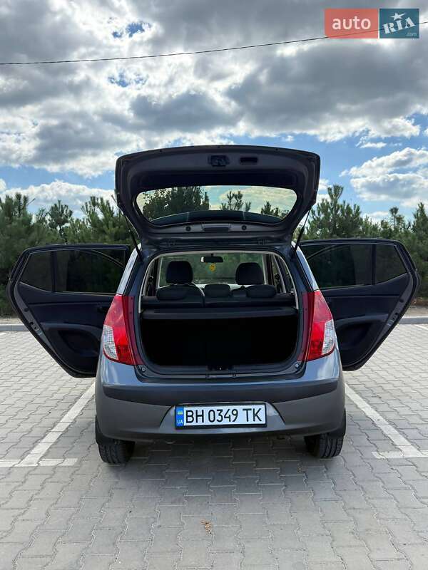 Хэтчбек Hyundai i10 2008 в Одессе