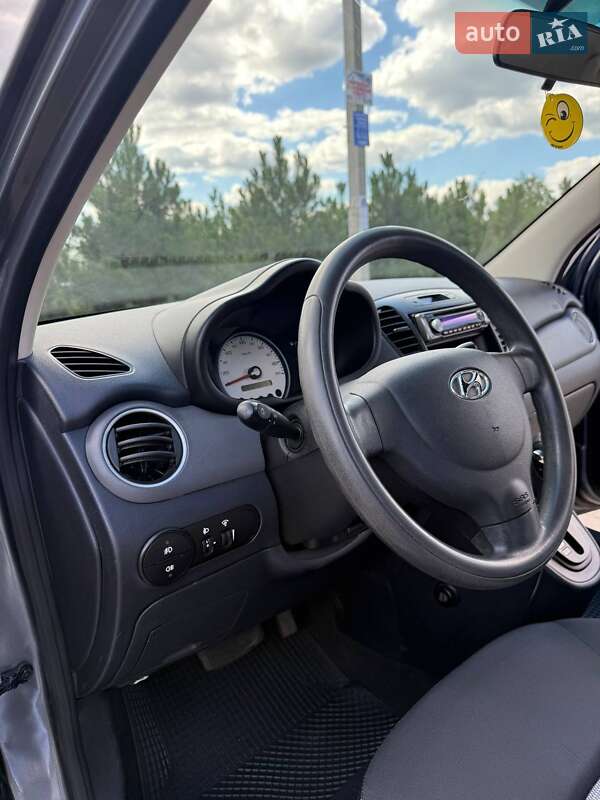 Хэтчбек Hyundai i10 2008 в Одессе