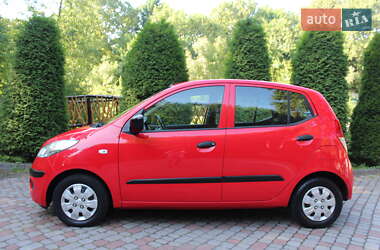 Хэтчбек Hyundai i10 2009 в 