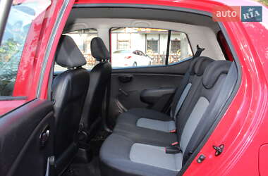 Хэтчбек Hyundai i10 2009 в 