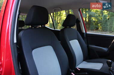Хэтчбек Hyundai i10 2009 в 