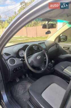 Хэтчбек Hyundai i10 2008 в 