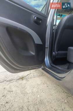 Хэтчбек Hyundai i10 2008 в 
