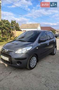 Хэтчбек Hyundai i10 2008 в Днепре