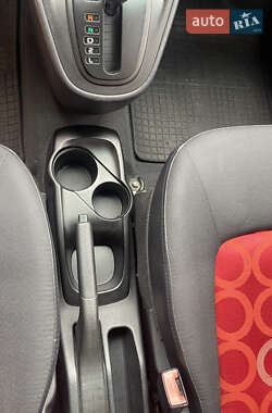 Хэтчбек Hyundai i10 2008 в 