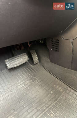 Хэтчбек Hyundai i10 2008 в 