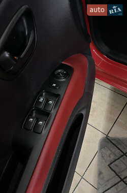Хэтчбек Hyundai i10 2008 в 