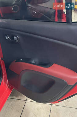 Хэтчбек Hyundai i10 2008 в 