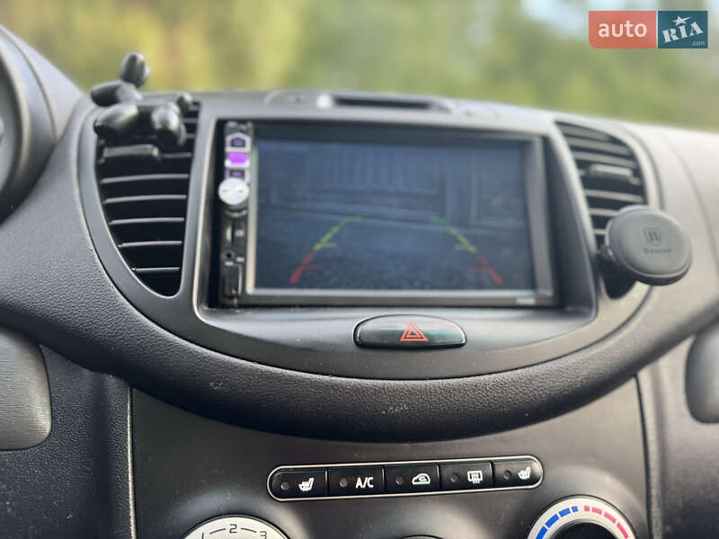 Хэтчбек Hyundai i10 2008 в Киеве