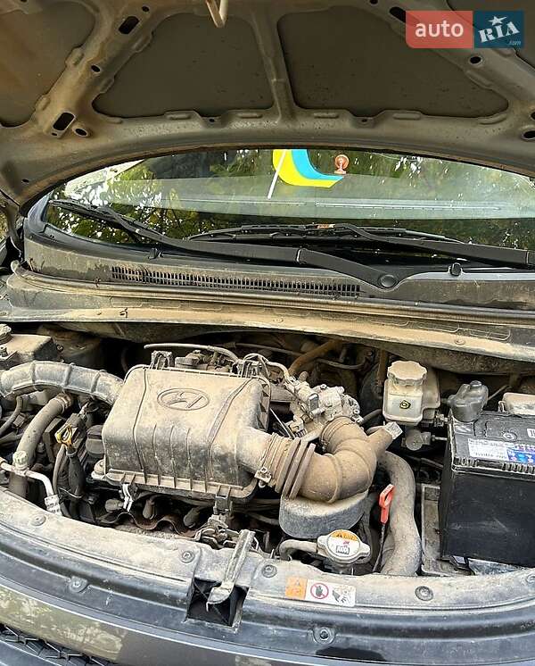 Хэтчбек Hyundai i10 2013 в Харькове