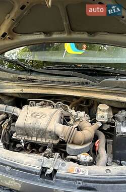 Хэтчбек Hyundai i10 2013 в 
