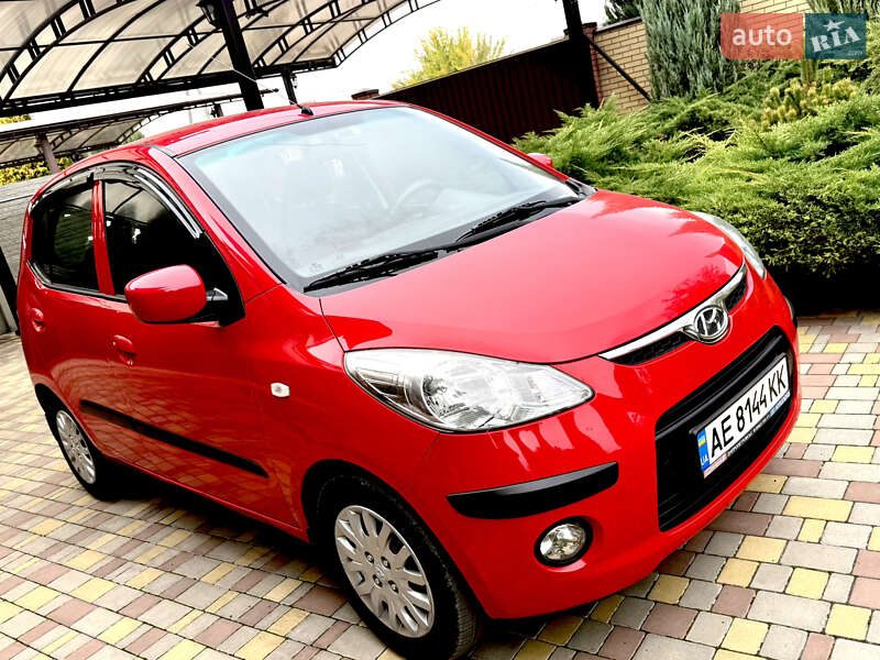 Хэтчбек Hyundai i10 2008 в Днепре